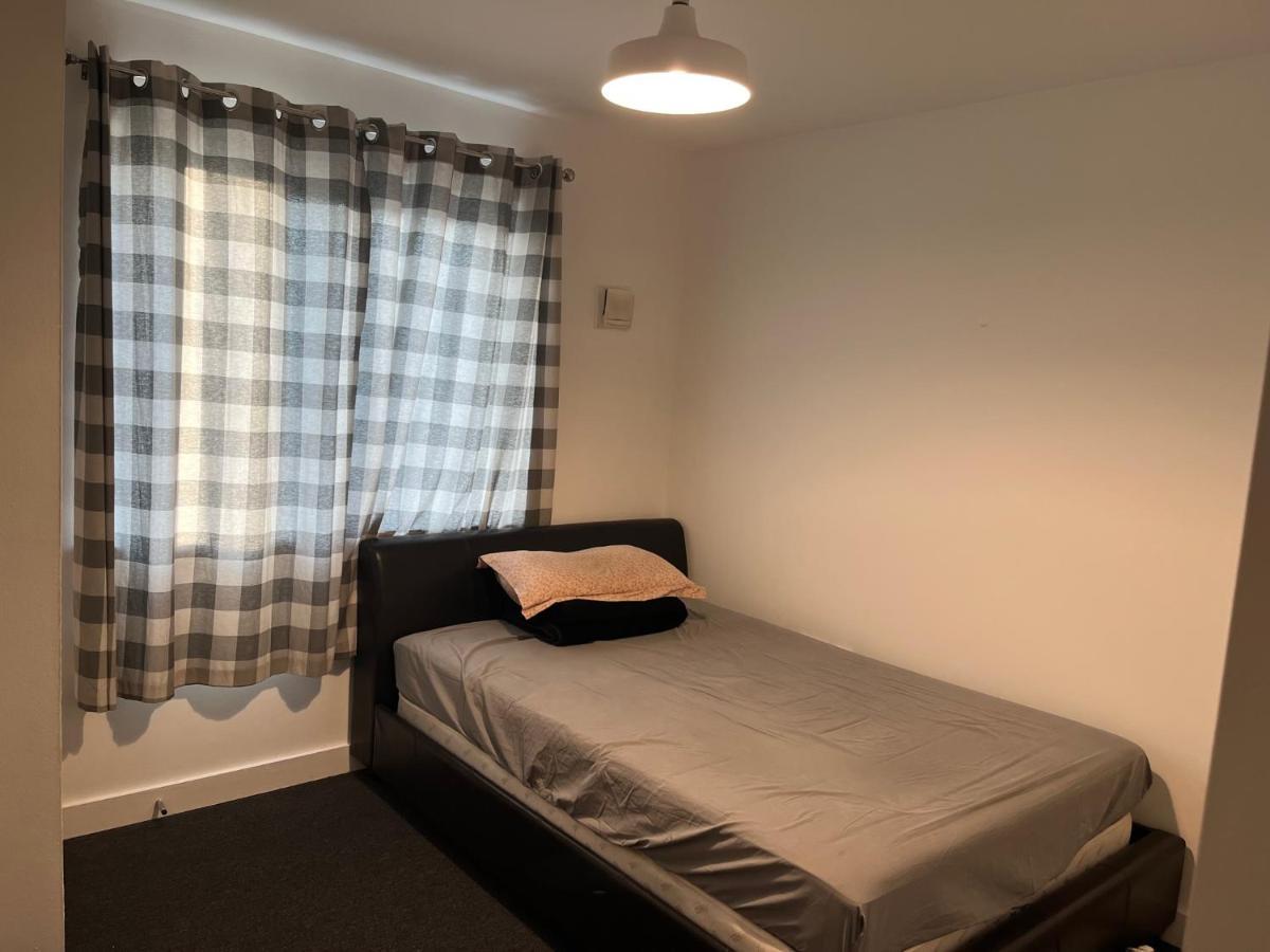 Double Bedroom With Ensuite Ilford Extérieur photo